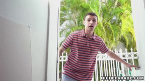 Latin maid Sadie creams gets stuck in washing machine, receives creampie