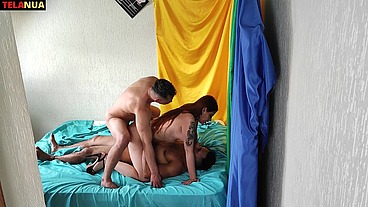 A PRIMEIRA SURUBA COM DP DA LARA RUIVA