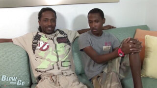 Spermalövés, pár, fekete, csupasz hátú, mélytorok, nyalás, nagy fekete fasz, apa, ruha – amatőr transzvesztita meleg ribancok, a BBC-t análisan kefélik