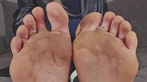 15 Day Worn Socks Punishment – Dirty Feet, Foot Worship & Humiliation JOI
