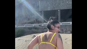 Mi como se mueve en la playa, calentando a los ba&ntilde_istas #kodabtz
