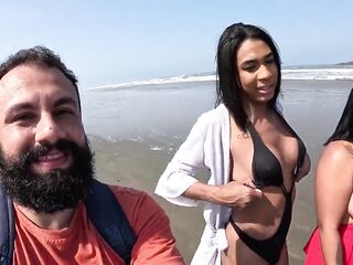 Baianinha Trans Bangs Pair on the Beach
