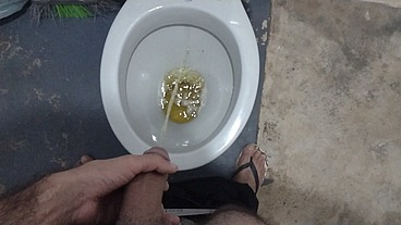Pau grande mijando