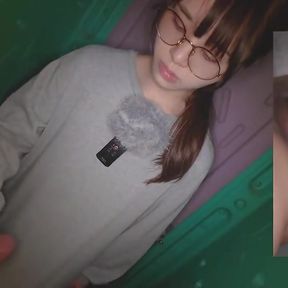 Fragile Heiress Heat as the Natural Rich Beauty Offers Warm Mouth Support Inside a Risky Temporary Booth