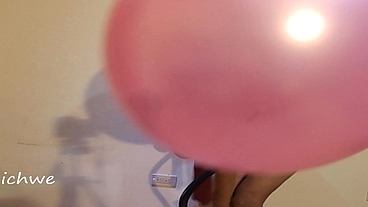 A naughty balloon