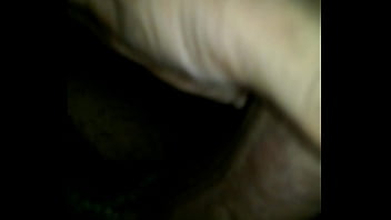 Masturb&aacute_ndome en el ba&ntilde_o