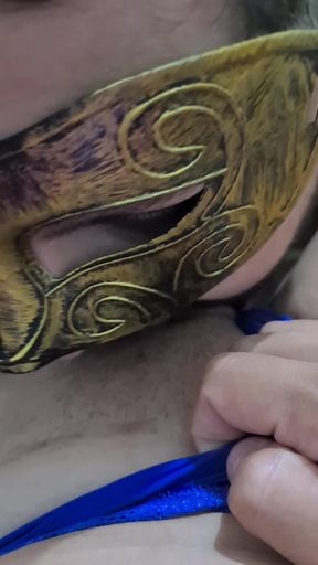 Sucking the Pussy of the Naughty Wife Sa Vanessinha