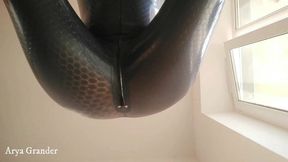 Hot Selfie Video Arya Grander in latex Rubber catsuit selfie