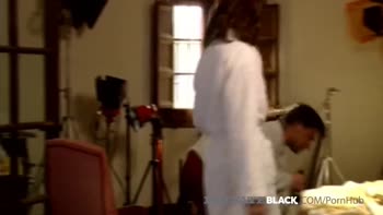 Wanda Curtis's Steamy 4Some with Bettina: Ebony Anal Delights