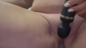 I play with my big dildo...oh yes you want to see
