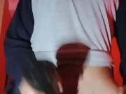 cuarto caliente (joven latino se masturba con un jugete POV)