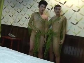 Hai anh Thailan choi nhau qu&amp;amp;aacute nung