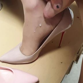 Blowjob on My Nude Pumps and Stockings