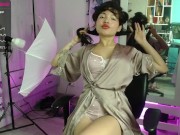 You’ve never seen a 50s housewife like this… Only Fans : lau:velez