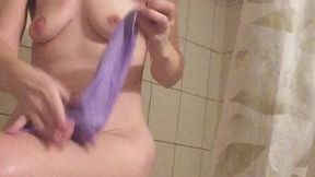 SHAVING MY PUBIC AREA WITH SHAVING CREAM