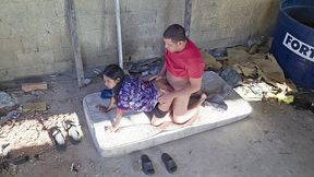 comendo a filha da puta da sapatao dando o cu no terraco