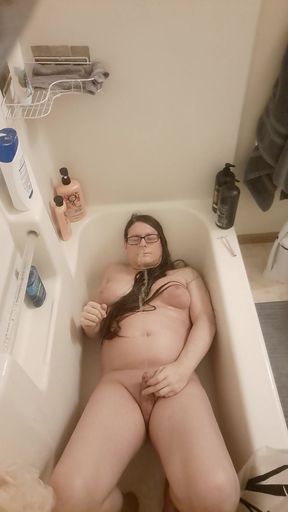 Trans hucow pissing in her own mouth