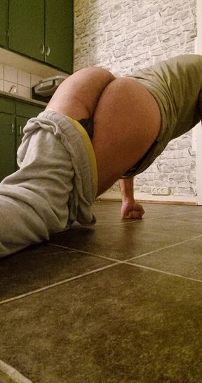 Horny big ass guy teasing his smooth asshole and rubbing into that ass