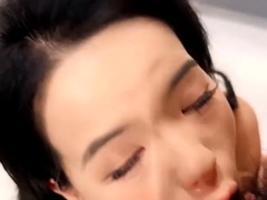 Amateur milf doing a blowjob ending in a facial