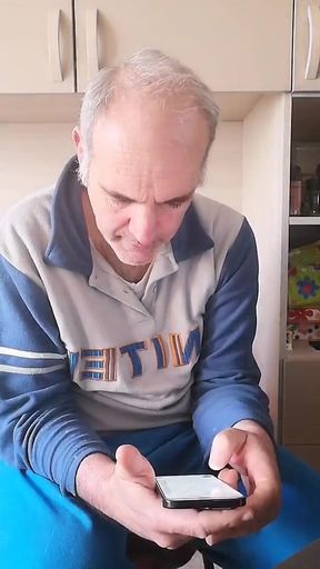 Piss with a Handjob That Lasts 130 Minutes in Live Show and I Stick My Finger in My Ass Masturbating My Anus