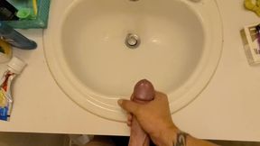 Quick cum in sink