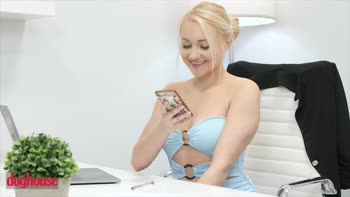 Marilyn Sugar's Sultry Massage Ends in Satisfying Cumshot