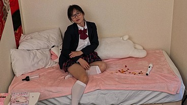 Asian slut story time, gummy bears and some ass to mouth action