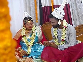 DESI NEWLY MARRIED HUSBAND WIFE HARDCORE FUCK AT FIRST NIGHT FULL MOVIE ( HINDI AUDIO )