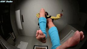 DIVA 's pure trampling and stomping POV! BIG FEET CRUSH VIEWS! - MP4