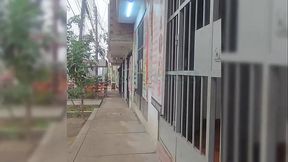 Con la esposa t&iacute_mida e infiel de mi amigo, tuvimos sexo de manera silenciosa para que no escuchen los vecinos. &mdash_ESTO ES LO QUE PASA CUANDO DEJAS SOLA A UNA MUJER.