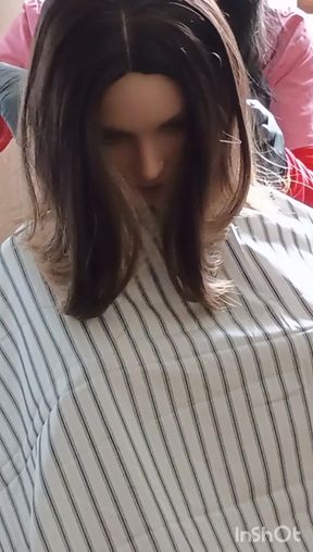 Lauren takes it all off