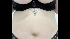 Petite vid&eacute_o dans des toilettes publics