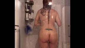 Une douche avec moi? Pour toux ceux aimant mon corps nu de MILF