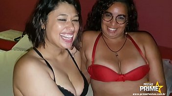 Gostosas Novinhas Amoreco entrando na Pica de Novinho Surfista carioca