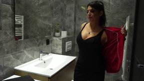 Real Estate Agent Bangs His Client