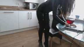 Dirty, Muddy Boot Licking (WMV)