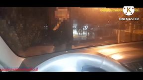 Traindo meu corninho  na rua enquanto  ele filmava e batia  punheta  dentro do  carro.&Eacute_ pra isso que serve um marido corno.Completo no XvideosRed.