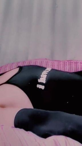 Transgender Niky Plays with Its Small Dildo