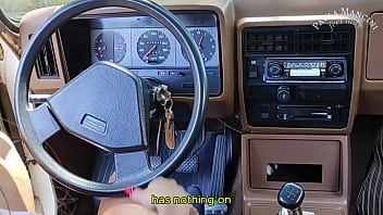 SEXY Lady REVVING-Engine