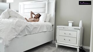 Horny MILF Teacher Plays With Cock For Her Lesson Plan - Lillian Stone