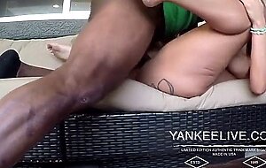 Lightskin thot gets big black cock.