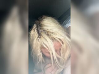 Gorgeous streetwalker keeps sucking after a chap cums in her throat in the backseat of his truck