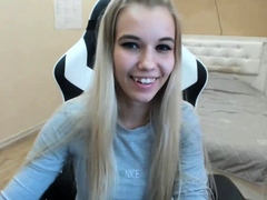 Blonde teen home alone masturbating
