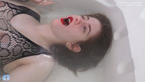 Sena - doll in the bathtub FHD