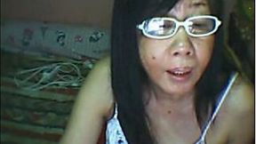 Four eyed exotic mature slut likes to show off her twat and she's nasty