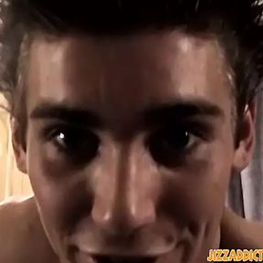 Athletic skinny amateur Evan Heinze cums while jerking off