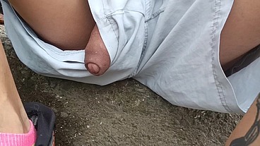 Freeballing on public and show public cock