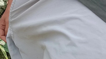 Freeballing on public and show public cock