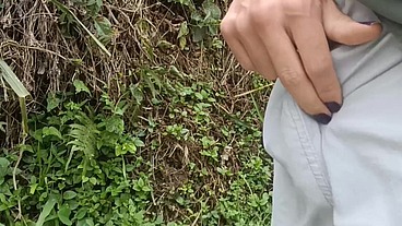 Freeballing on public and show public cock