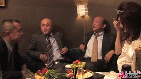 Japanese woman Rui Yazawa sucks two cocks in a bar,uncensored.